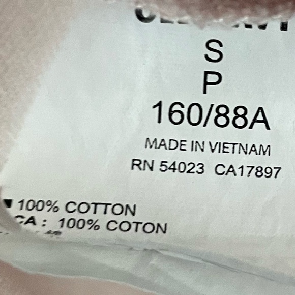 Old Navy Women's Button-Up Shirt Light Pink Red Polka Dot Womens size Small - Picture 8 of 9